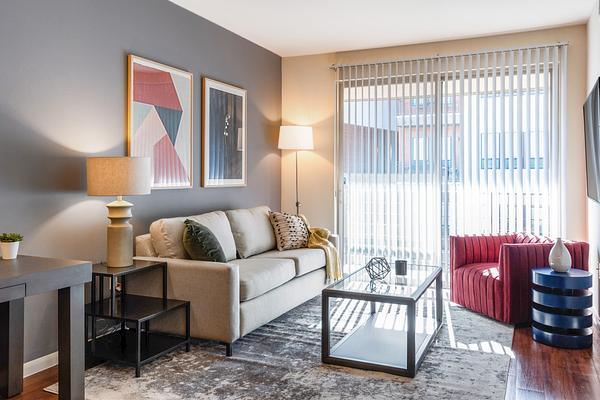 Rent Griffis at the Domain Apartment Homes #4073 in Austin, TX - Landing