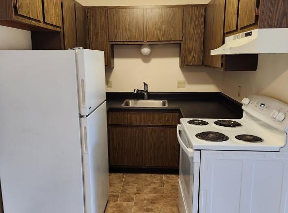 112 W Strowbridge St unit 06 - Wausau, WI 54401 - Home For Rent
