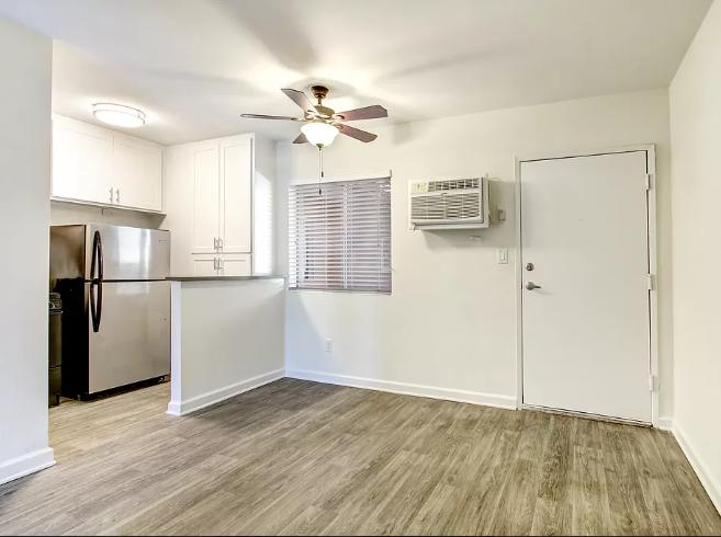 5919 Reseda Boulevard for Rent