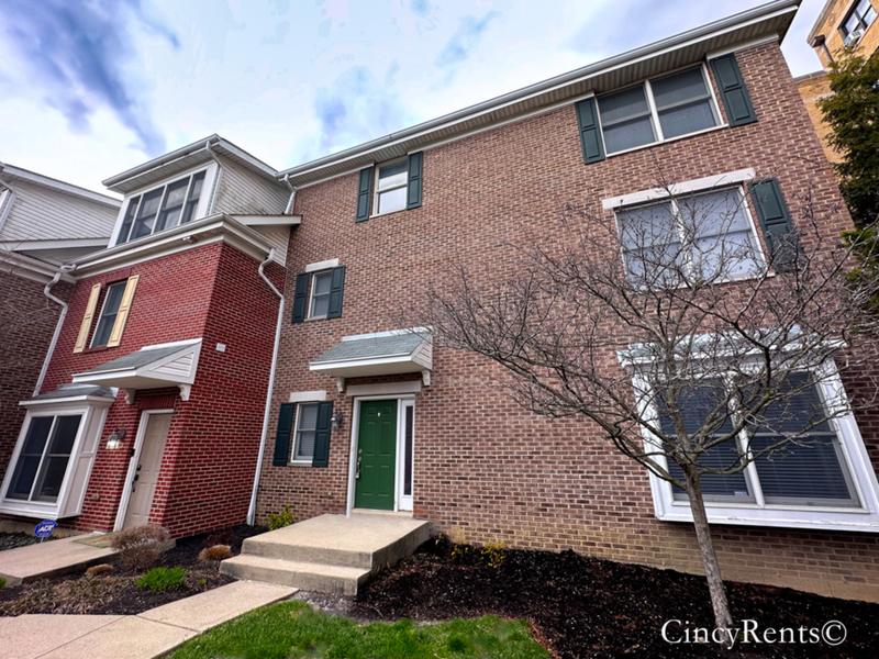 1716 Grandmere Lane - 3bd 2.5ba Townhome with 2 car garage! Private Balcony. for Rent
