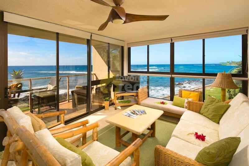 2 bedrooms oceanfront corner unit condo Poipu Koloa for Rent