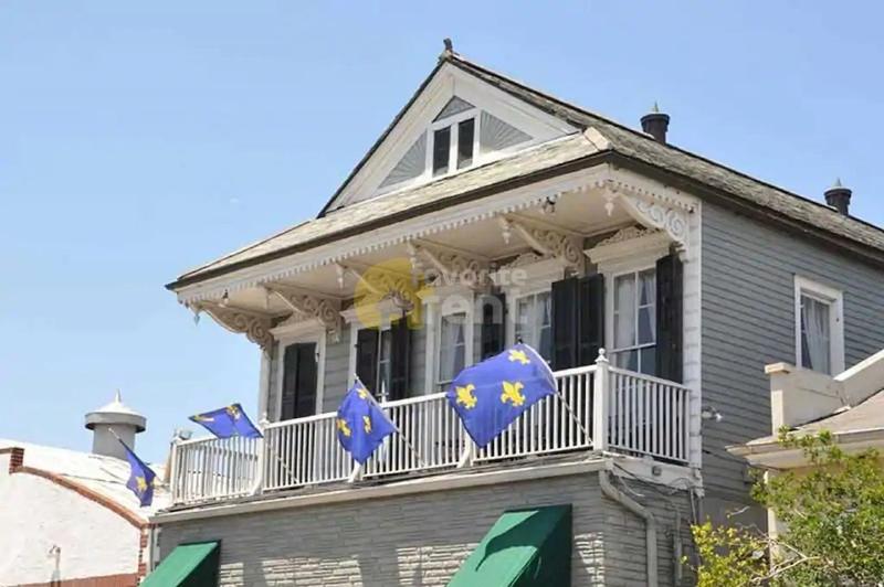 4 bedroom 3 bathroom town house in Treme, New Orleans for Rent