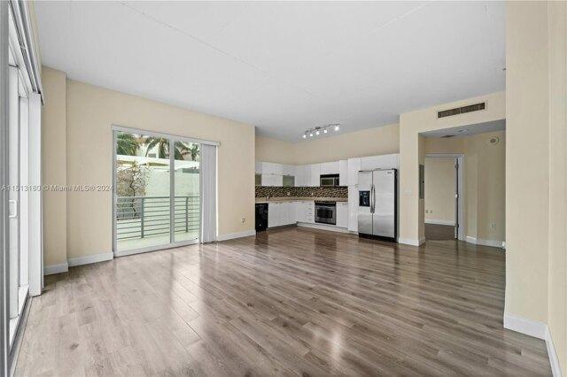 2 bedroom in Miami FL 33132 for Rent