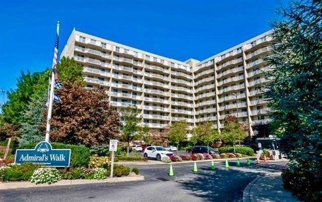 1 Bedroom 1.5 Bath In Edgewater NJ 07020 for Rent