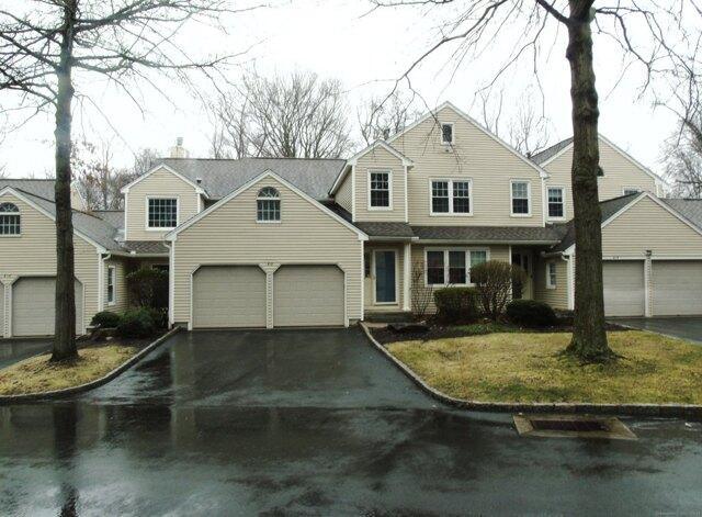 1 Bedroom 1.5 Bath In Trumbull CT 06611 for Rent