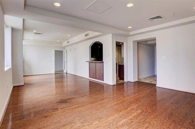 1 Bedroom 1.5 Bath In Houston TX 77002 for Rent