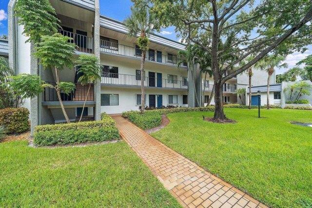 1 Bedroom 1 Bath In Lake Worth FL 33467 for Rent