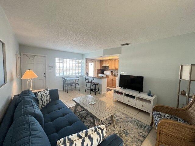 1 bedroom in Ocean Ridge FL 33435 for Rent