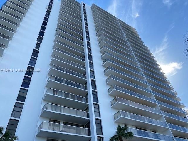 2 Bedroom 2 Bath In Aventura FL 33180 for Rent