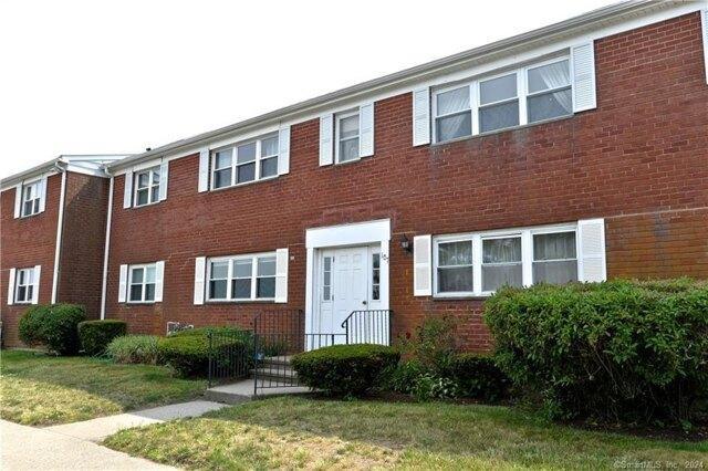 2 Bedroom 2 Bath In Milford CT 06460 for Rent