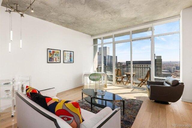 2 Bedroom 2 Bath In Denver CO 80202 for Rent