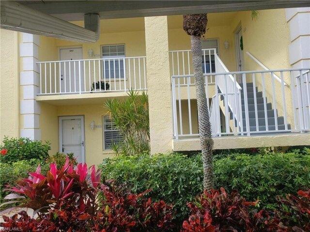 2 Bedroom 2 Bath In Naples FL 34112 for Rent