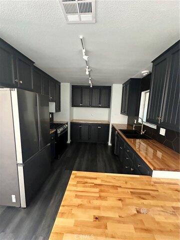 2 Bedroom 2 Bath In Yucca Valley CA 92284 for Rent