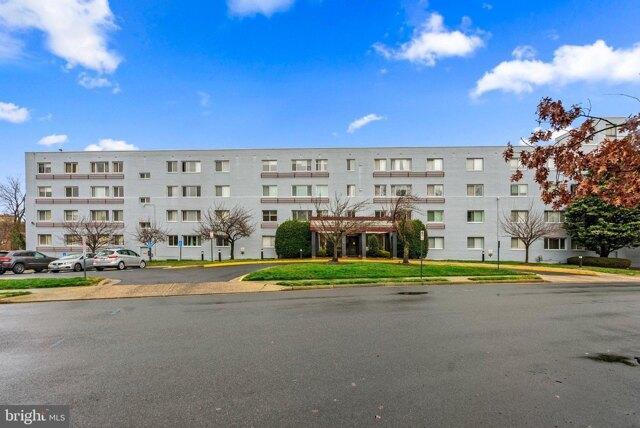 1 Bedroom 1 Bath In Arlington VA 22204 for Rent