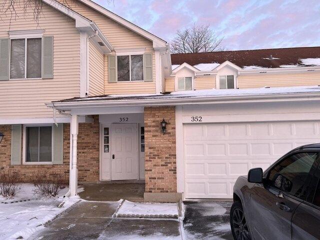 3 Bedroom 2 Bath In Aurora IL 60504 for Rent
