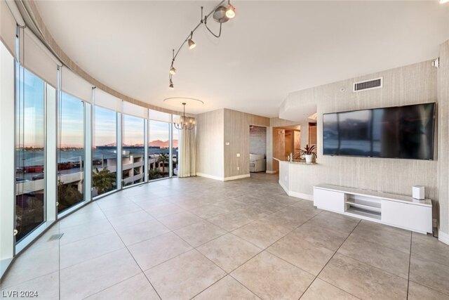 2 Bedroom 2 Bath In Las Vegas NV 89109 for Rent