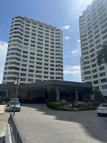 2 bedroom in Miami FL 33131 for Rent
