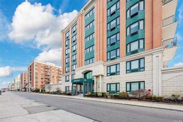 2 Bedroom 2 Bath In Long Beach NY 11561 for Rent