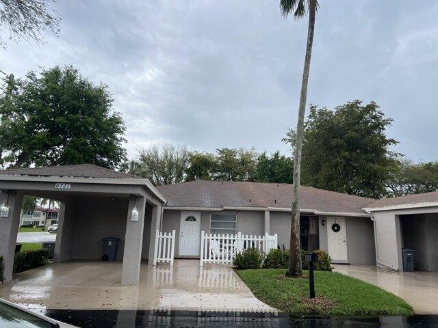 2 Bedroom 2 Bath In Delray Beach FL 33446 for Rent
