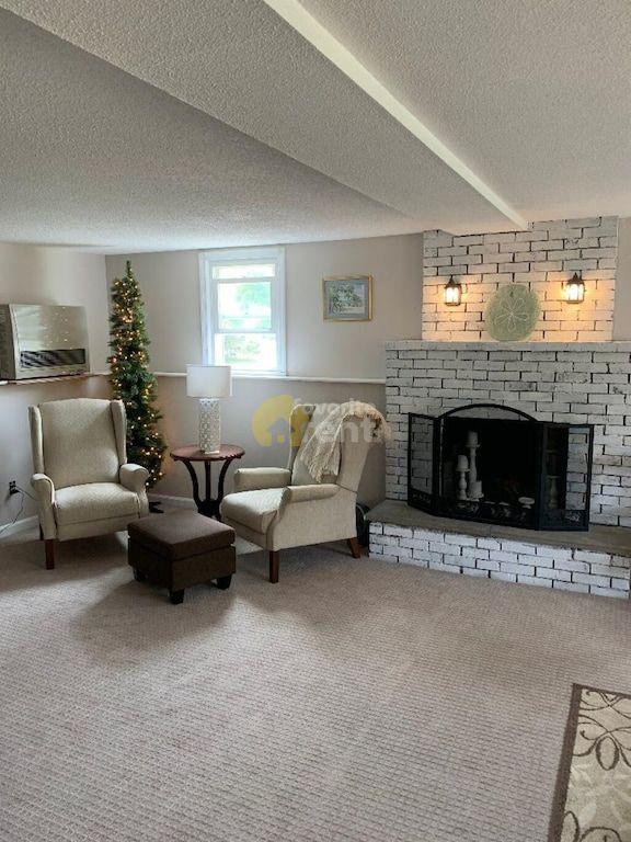 Spacious 3 bedrooms 1.5 bathrooms home in York for Rent