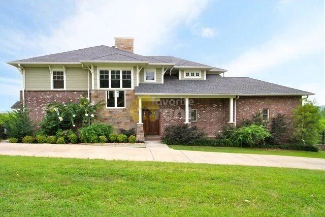 Big Luxury 4 Bedroom House In The Heart of Nashville for Rent