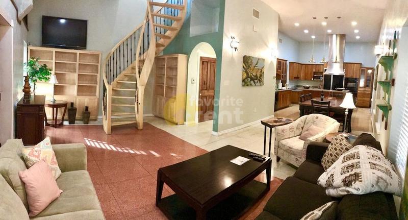 4 bedroom 2.5 bathroom house, Downtown San Antonio for Rent