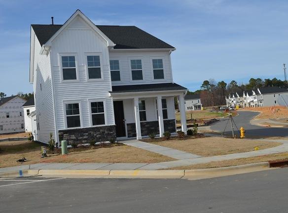 291 Edge Of Auburn Blvd - Clayton, NC 27520 - Home For Rent