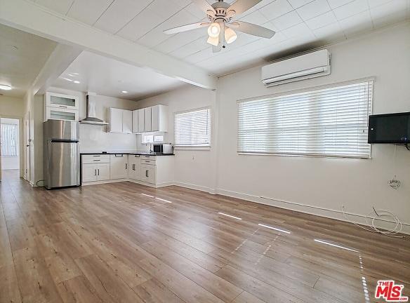 336 S Wilton Pl #338 1/2 - Los Angeles, CA 90020 - Home For Rent