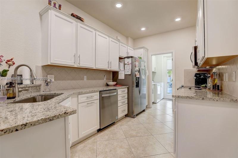 5182 Eucalyptus Drive, Unit 4, Hollywood, FL 33021 for Rent