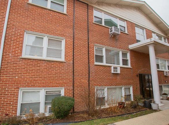 10145 Hartford Ct #2A - Schiller Park, IL 60176 - Home For Rent