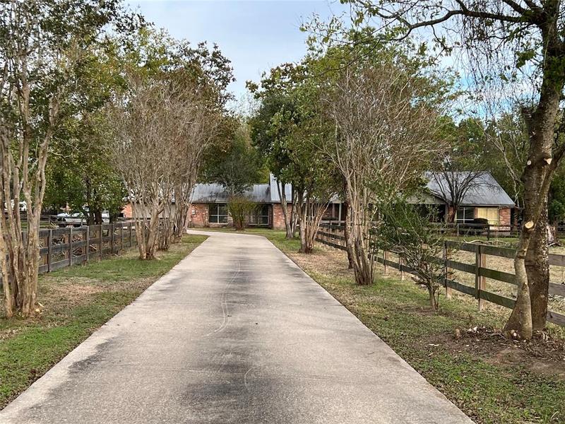 21610 Mueschke Rd, Tomball, TX 77377 for Rent