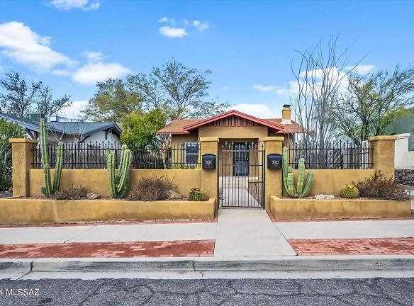 2023 E Hawthorne St #1 - Tucson, AZ 85719 - Home For Rent