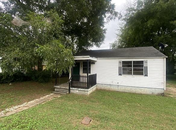 1305 Woodward Rd - Birmingham, AL 35228 - Home For Rent