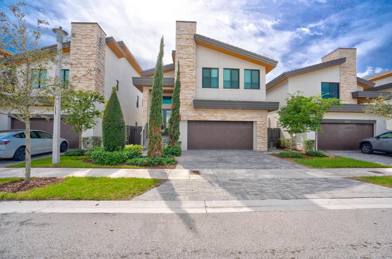 10262 NW 76th Terrace, Doral, FL 33178 - MLS RX-10934743 for Rent