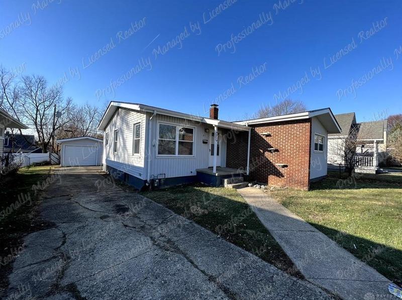 857 S Maple Ave, Fairborn, OH 45324 - MLS 904948 for Rent