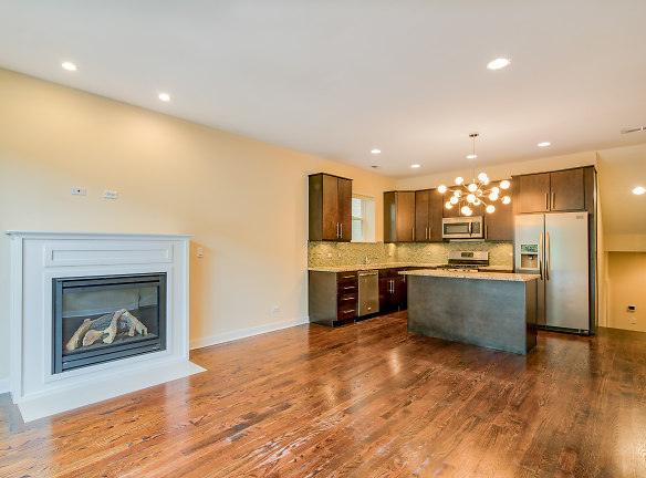 The Maynard At 3639-47 W Montrose - 3639 W Montrose Ave - Chicago, IL Apartments for Rent