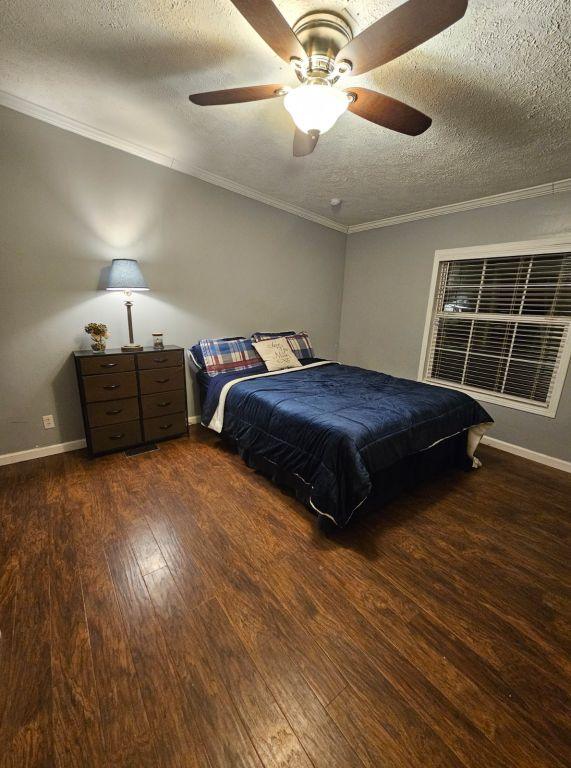 Private room & bathroom for rent