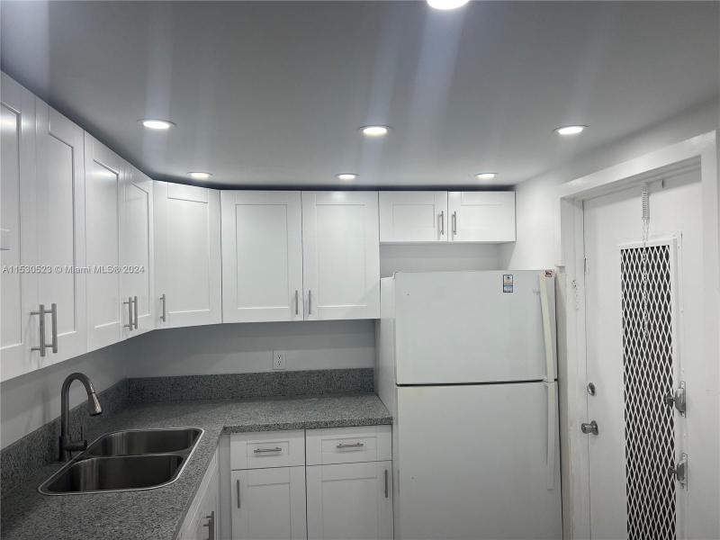 616 NW 13th St Unit: 17 Boca Raton FL 33486 for Rent