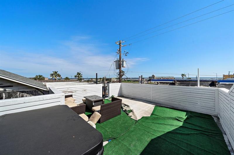 609 Sealy Rear Street Unit: 6 Galveston Texas 77550 for Rent
