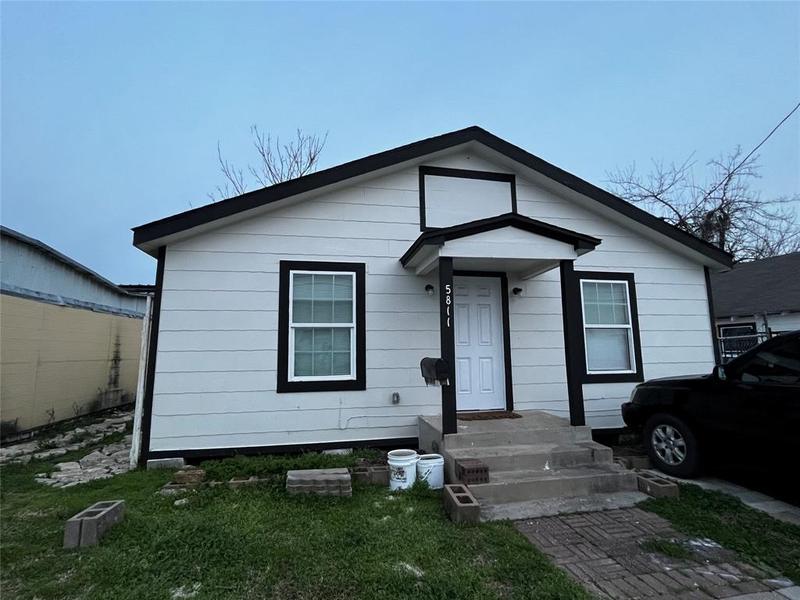 5811 Eastwood Street Houston Texas 77021 for Rent