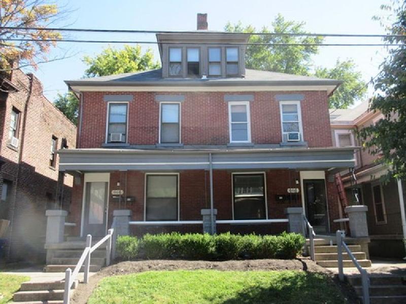 FIRST MONTH HALF OFF! Huge 1BDR/1BR in Victorian Village/Short North - avail for Rent