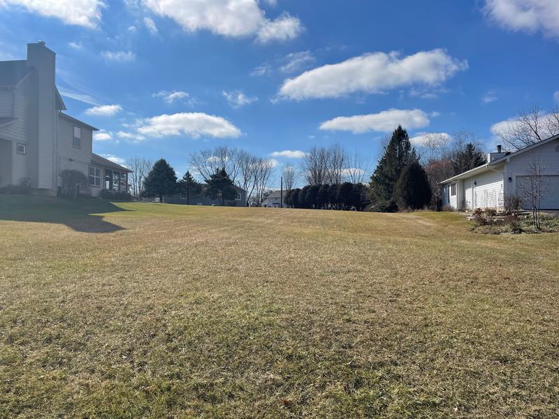95 Holiday Drive, Lake Holiday, IL 60552 for Sale