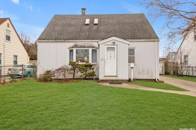 1267 Peninsula Blvd, Hewlett, NY 11557 - MLS 3462463 for Sale