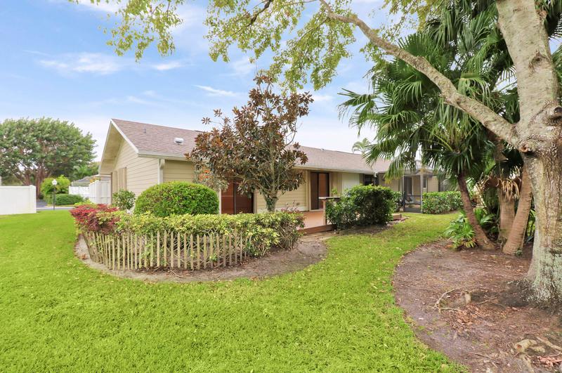 704 Summerwinds Ln, Jupiter, FL 33458 - MLS RX-10943328 for Rent