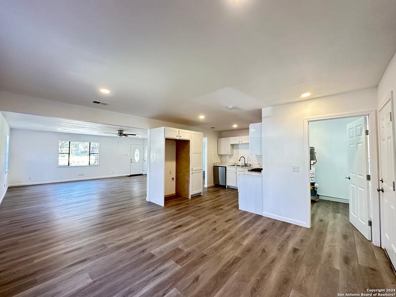 125 Holmgreen Road, San Antonio, TX 78220 for Sale