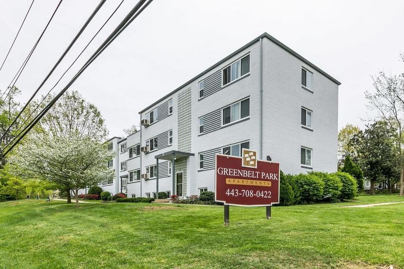 One Bedroom, One Bath  Greenbelt Park for Sale