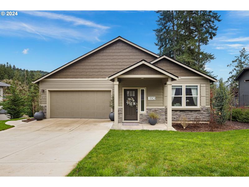 1110 Holly Avenue, Cottage Grove, OR 97424 for Sale
