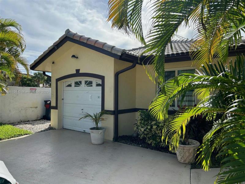13728 SW 157TH TER, Miami, FL 33177 Single Family Residence For Sale  MLS# A11498158