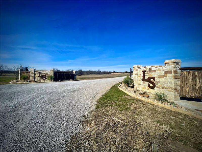 934 Old Oran Rd, Perrin, TX 76486 for Sale