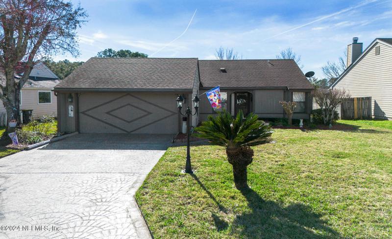 8336 CHIMNEY OAK DR, Jacksonville, FL 32244 Single Family Residence For Sale  MLS# 2006957